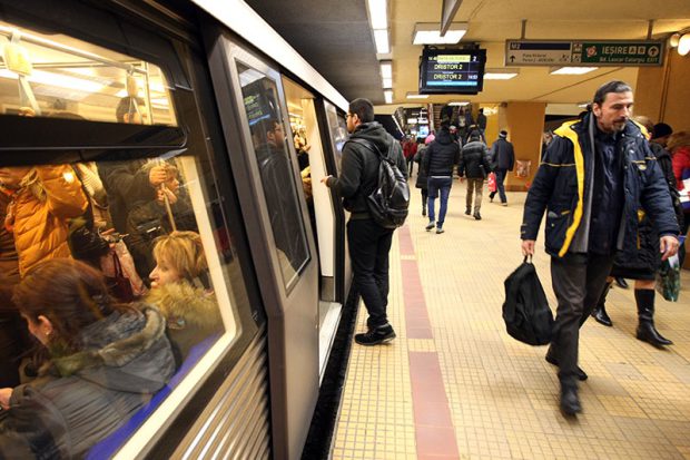 Cum va circula metroul de Crăciun și de Revelion. Programul anunțat de Metrorex