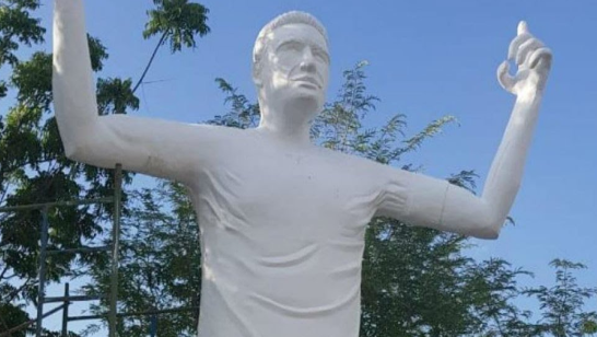 Egipteanul Mohamed Salah, în clubul fotbaliștilor care au statui nereușite | FOTO