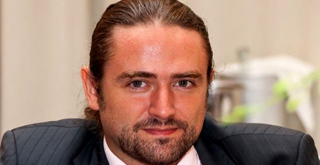 Un parlamentar PSD a depus un proiect de lege prin care vrea ca asociaţiile care instigă la ură şi violenţă să fie dizolvate prin decizii judecătoreşti.
