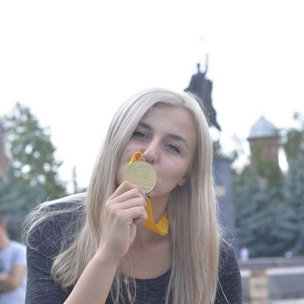 Visul secret al Super-Yuliei Dumanska! Sportiva care face minuni în poarta naționalei de handbal vrea să devină învățătoare!