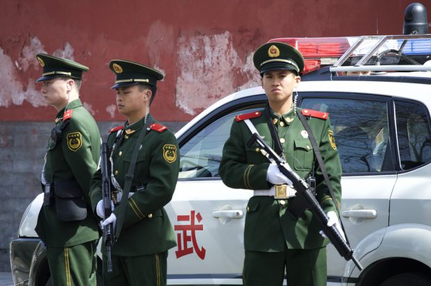 Bărbat din China, condamnat la moarte, după ce i-a dat foc fostei soții, în timp ce era live pe internet