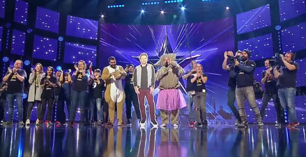 VIDEO/ Moment aniversar pentru Andi Moisescu, la ”Românii au talent”. Ce surpriză i-au făcut Smiley și Pavel Bartoș