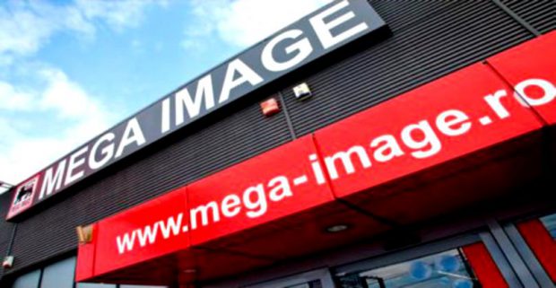 Cârnați contaminați cu salmonella, retrași de la vânzare de Mega Image. În ce magazine au fost comercializați