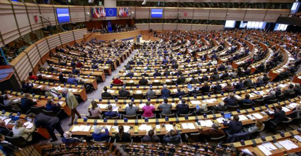 Accesul interzis în Parlamentul European pentru personalul diplomatic și guvernamental din Rusia și Belarus