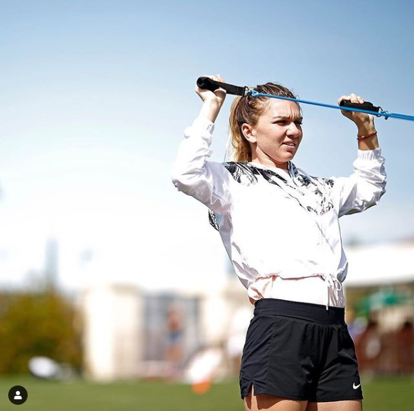 Simona Halep, eliminată în ”optimi” la Indian Wells. De luni, Simo alunecă pe locul 3 WTA