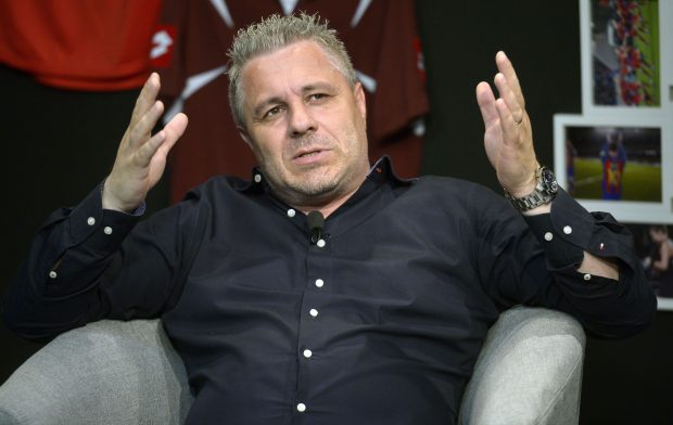 Doi deputaţi romi din Turcia au depus o plângere penală, după ce antrenorul Marius Șumudică a fost făcut țigan într-o emisiune tv