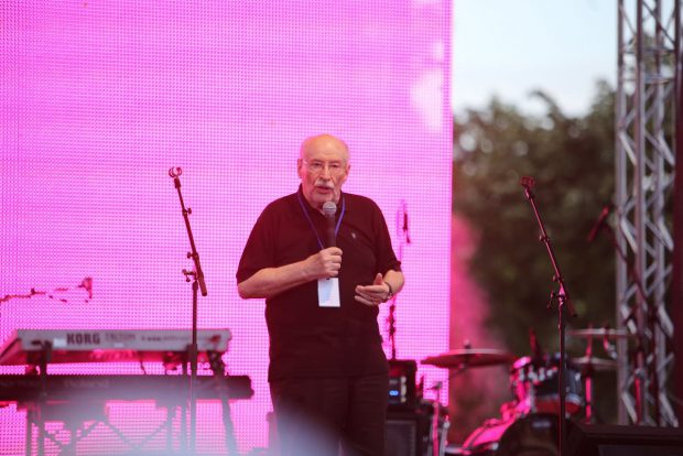 Mihai Șora, discurs în Piața Victoria la evenimentul