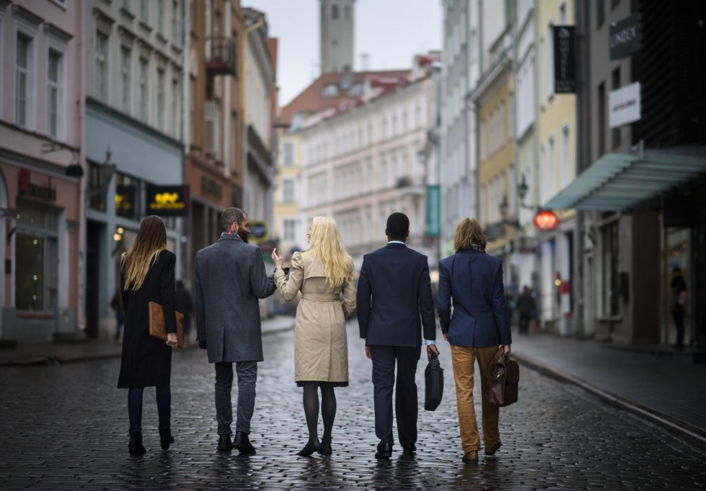 Am fost acasă la primul judecător-robot al lumii! În Estonia, cele mai simple procese civile sunt tranșate de inteligența artificială. „Doar 10% din cazuri sunt contestate de om” | CORESPONDENȚĂ DIN TALLINN (1)