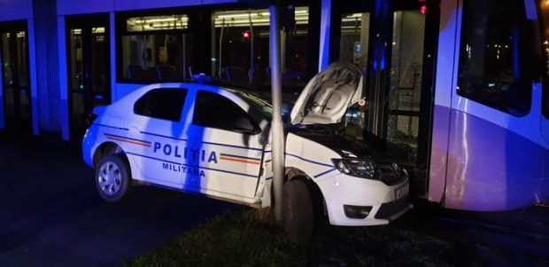 Mașină De Poliție Intrată Intr Un Tramvai La Timișoara