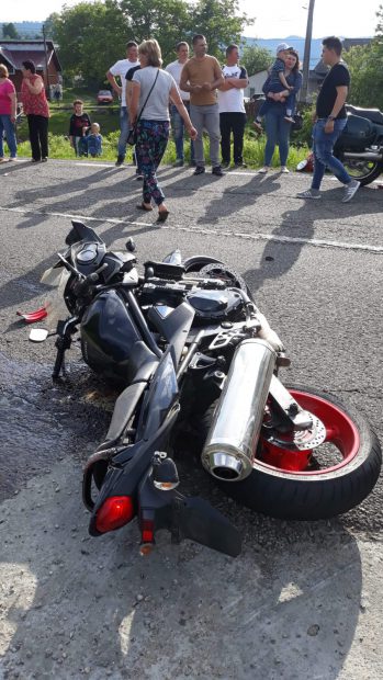 Motociclist mort după ce a fost lovit în trafic de un autoturism, într-o intersecție din Capitală
