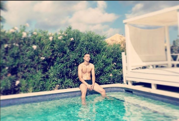 GALERIE FOTO / Vacanțele vedetelor din fotbal: Ronaldo își plimbă fiul cu avionul, Mbappe - întâlnire cu LeBron, Pogba a făcut sumo, Pique - marcaj la Shakira