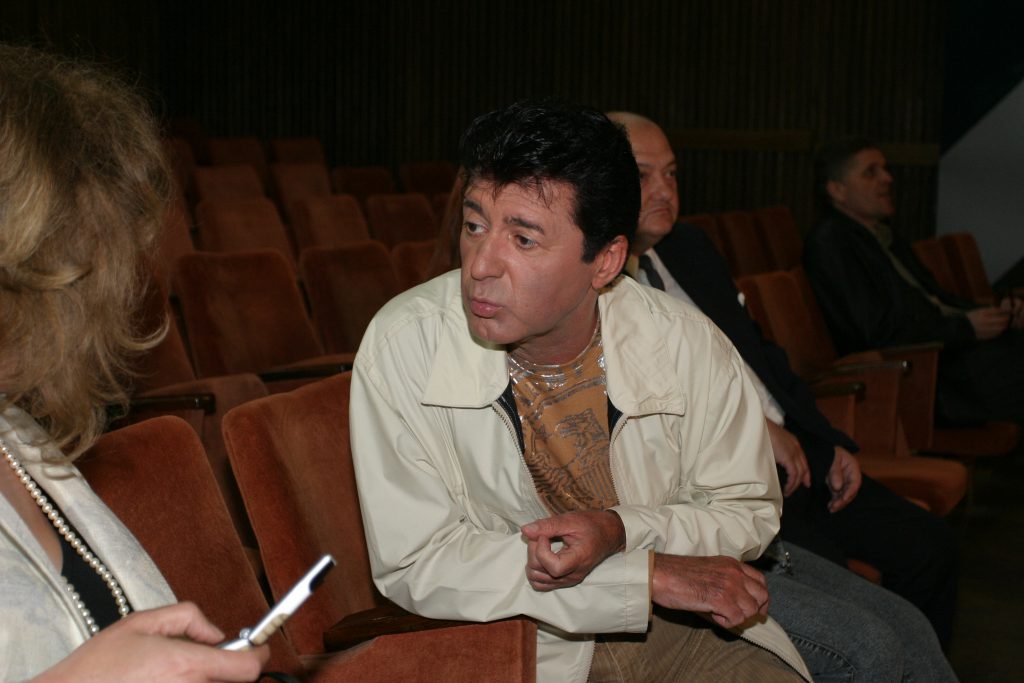 Gabriel Dorobanțu a vrut de mic să fie vedetă. ”Cântam pentru vecini”