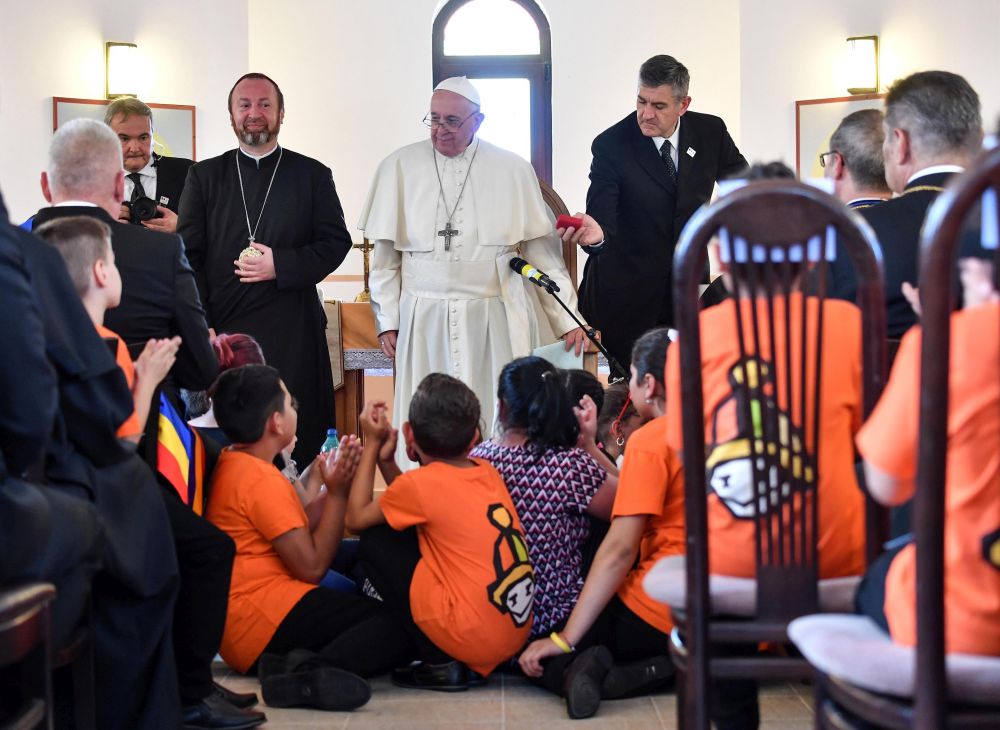 Papa Francisc In Comunitatea RomÄƒ De La Blaj Libertatea