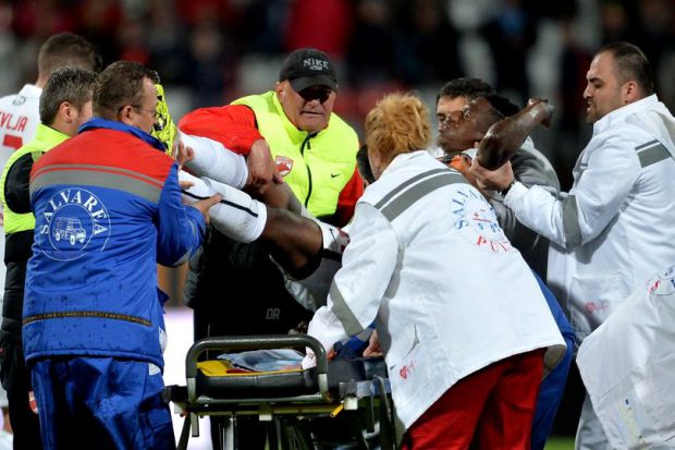 Decizie definitivă în cazul morții fotbalistului Patrick Ekeng: un și șase luni de închisoare cu suspendare pentru medicul care trebuia să-l resusciteze pe camerunez