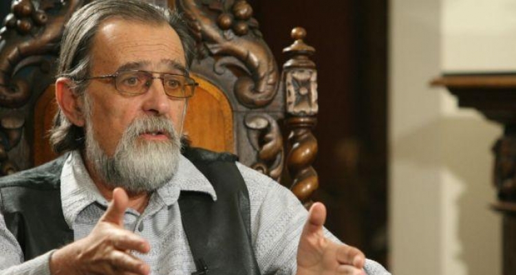 Cifrele care spun multe despre România: 18.300 de biserici, 15.100 de cabinete stomatologice și 14.000 de case de pariuri! Cum explică sociologii statisticile