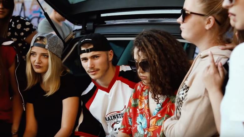 Dan Chicoș, profesorul care i-a inspirat pe elevii din Târgu Frumos să facă piesa hip-hop despre Andronescu: "Nu mi-a fost teamă. E ca o mică răzbunare a lor"