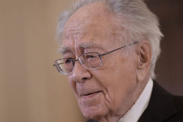Mihai Șora va fi înmormântat marți, cu onoruri militare, la Cimitirul Bellu