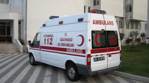 25 de persoane au fost spitalizate în Istanbul pentru o posibilă intoxicație alimentară, după ce au mâncat un fel de mâncare tradițional