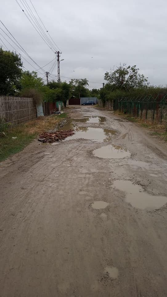 La Festivalul Toamnei de la Mizil, pentru care primăria a plătit 80.000 de lei, în prima zi a asistat la recitalurile artiștilor un singur spectator!