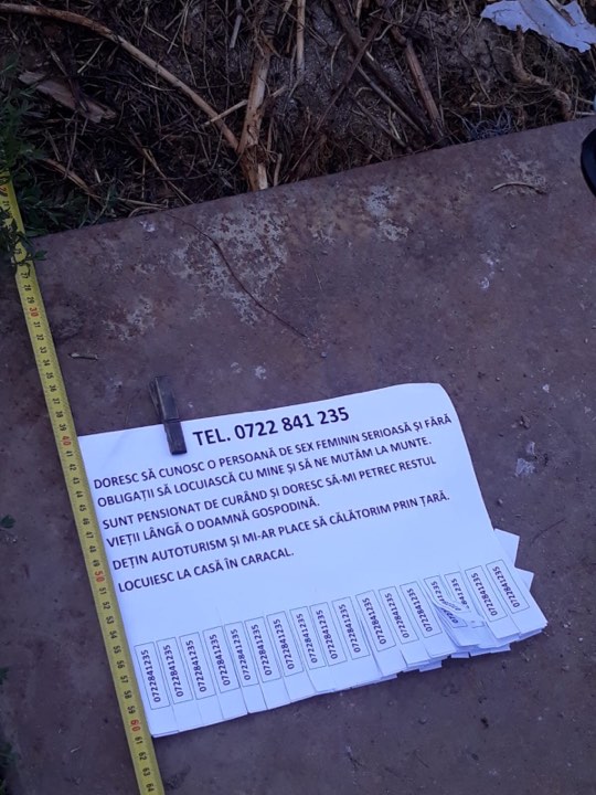 Noi imagini din camera în care Dincă spune că a ucis-o pe Alexandra Măceșanu. Anchetatorii au găsit afișele cu care ”monstrul” încerca să racoleze femei ”fără obligații”