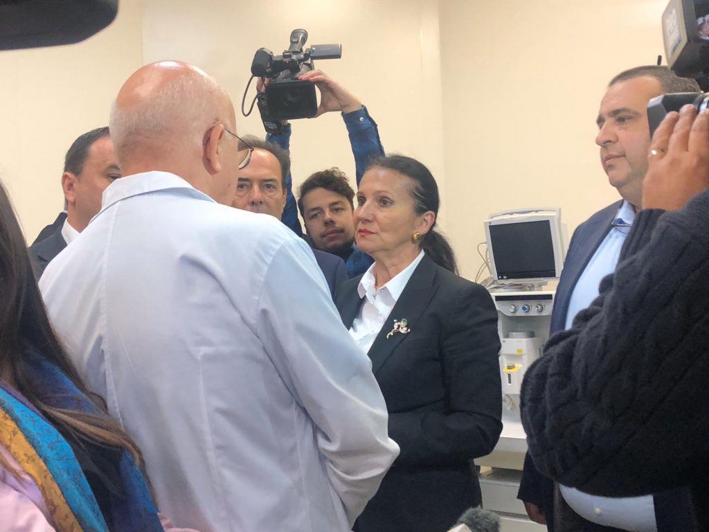 La patru ani de la Colectiv, Clinica de Mari Arși de la Timișoara a fost inaugurată de ministrul Sănătății. Doar trei saloane din cinci sunt deschise. Pintea: „E o zi istorică”