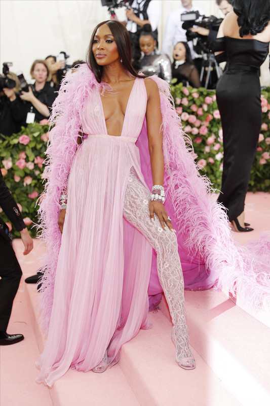 Secretul siluetei modelului Naomi Campbell. Face 50 de ani luna viitoare