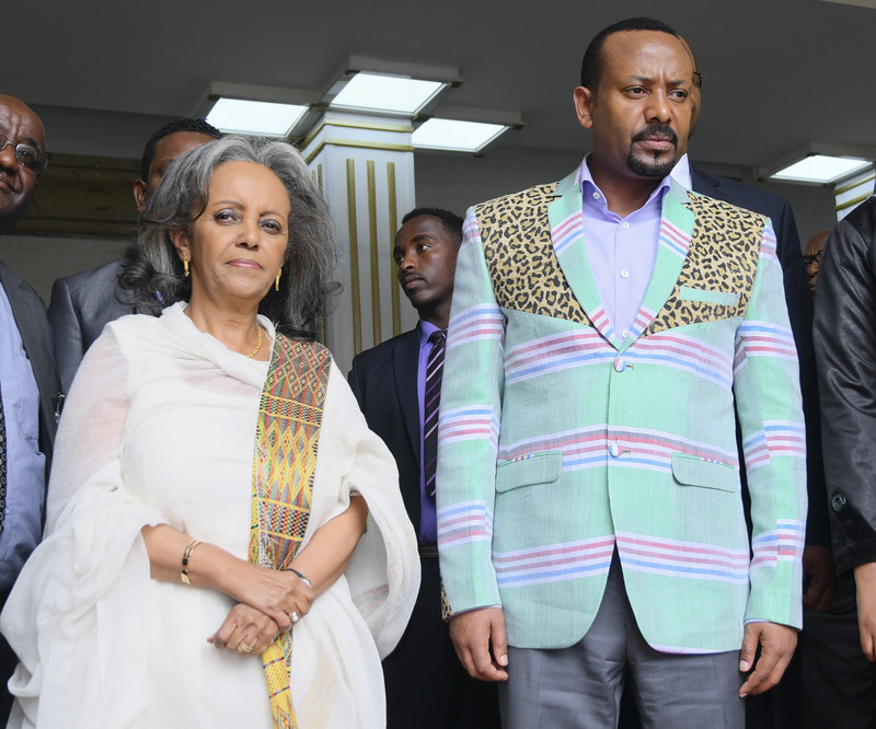 Președintele Etiopiei Sahle-Work Zewde și Abiy Ahmed