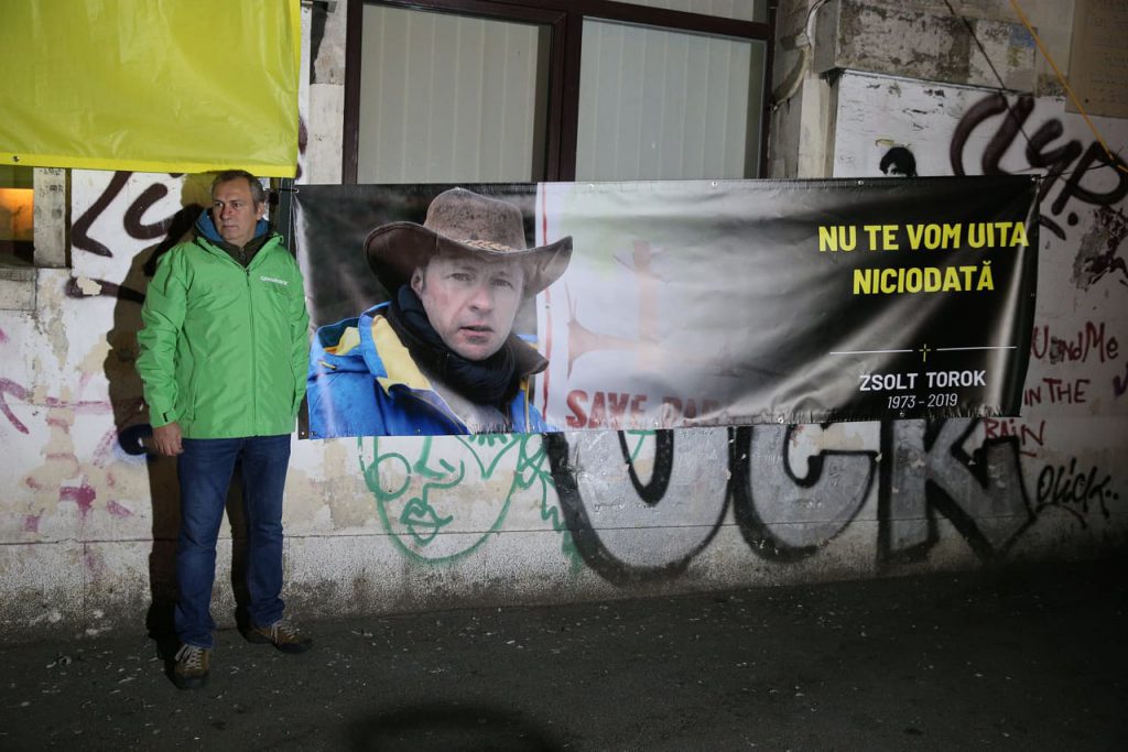 Marșul pentru Păduri |Mii de oameni au ieșit în stradă, în București și în alte orașe, pentru a protesta față de defrișările ilegale: „Pădurea noastră nu e marfa voastră”