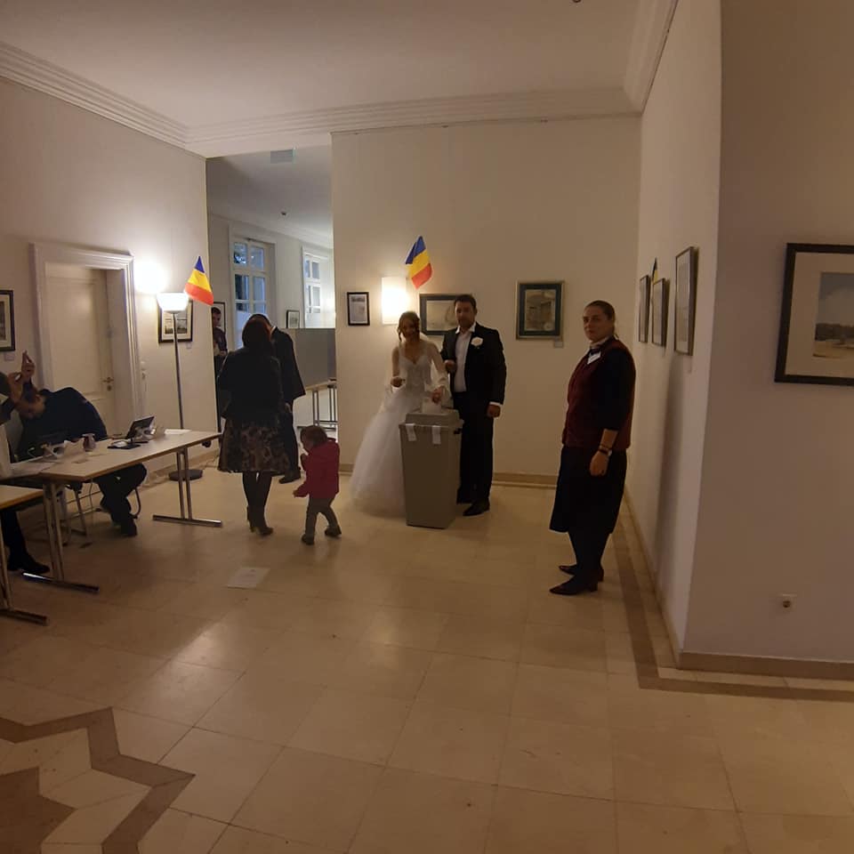 De la nuntă, direct la vot. Românii, prima comunitate europeană din Germania