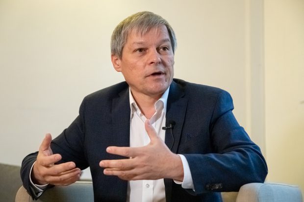 Dacian Cioloș cere o comisie parlamentară de anchetă pentru 10 august, după ce Tribunalul a închis definitiv dosarul penal