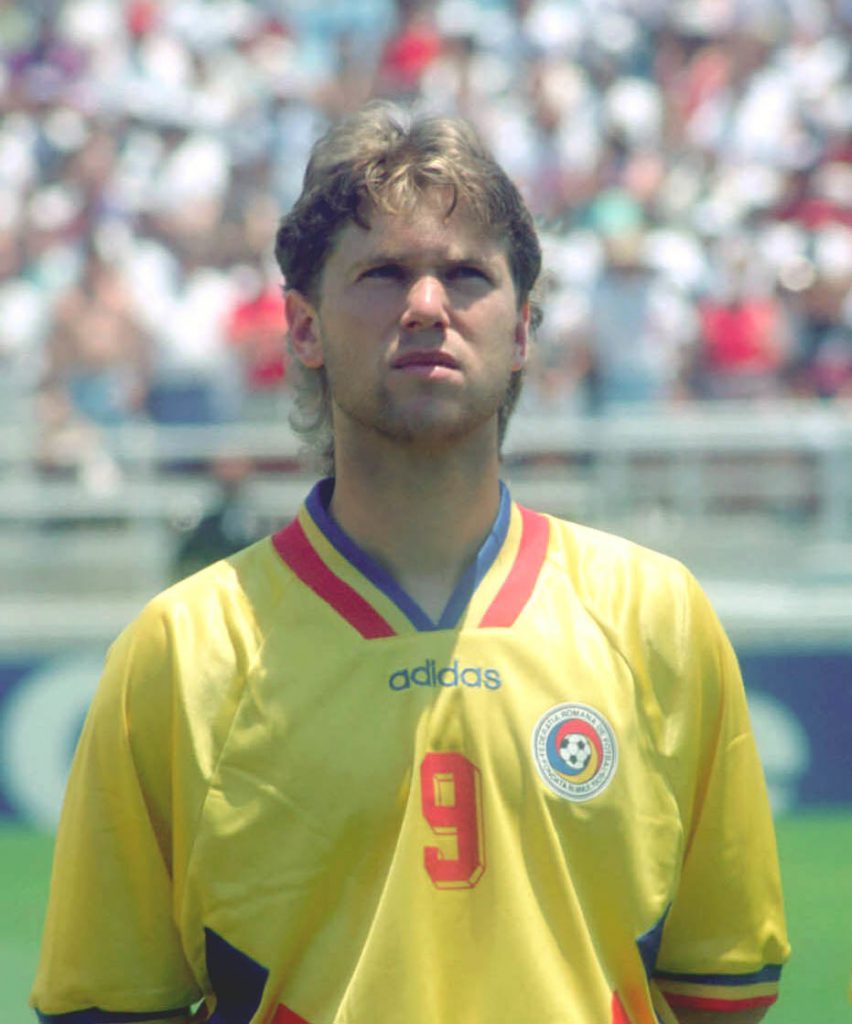 Florin Răducioiu are la Ineu un fan care-i poartă numele! Reacția fostului tricolor: „O sun pe mama s-o anunț că mai am un băiat”