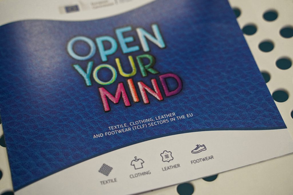 (Publicitate) Noi oportunități de integrare profesională a tinerilor în industria textile∕îmbrăcăminte∕pielărie∕încălțăminte