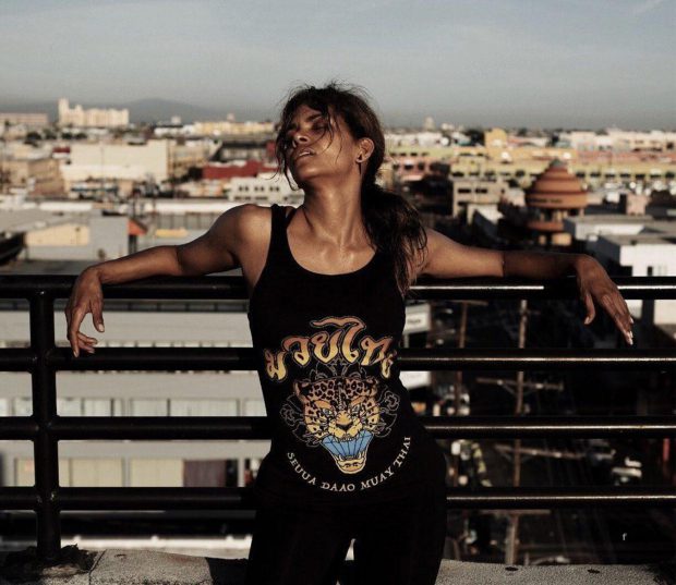 Actrița Halle Berry, despre problemele pe care le are cu copiii ei care fac școală online: ”Trebuie să pun biciul ca să facă lecțiile!”