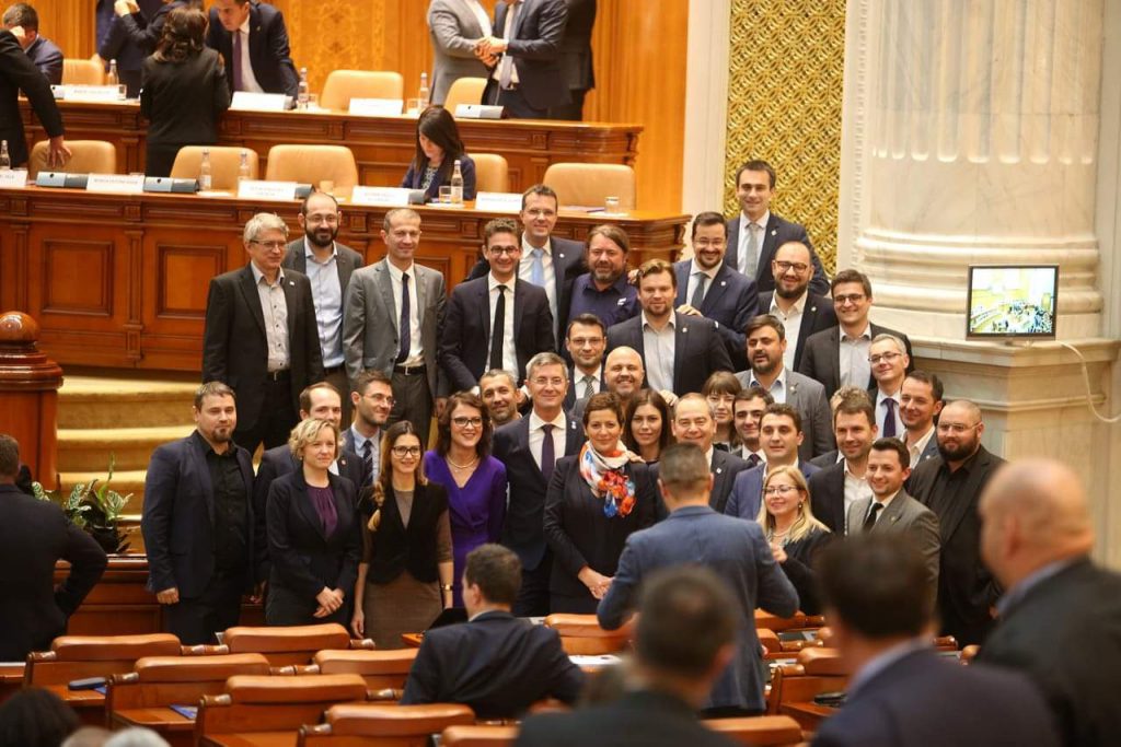 Premierele premierului Orban: patru lucruri atipice care s-au petrecut la votarea Guvernului PNL