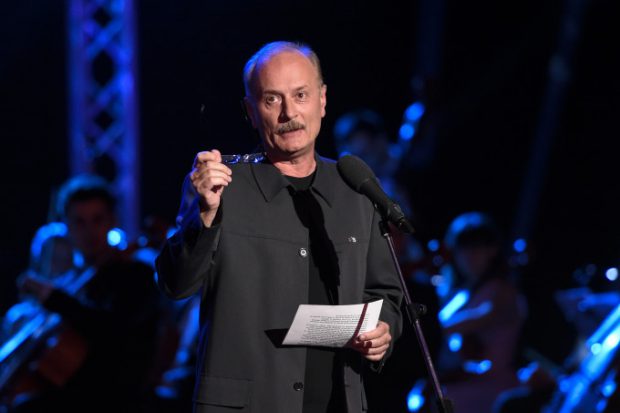 Mărturia actorului Toni Grecu, după incendiul de la Matei Balș: ”M-am prăbuşit inconştient, dar fericit. Participasem la cel mai extenuant maraton din lume”