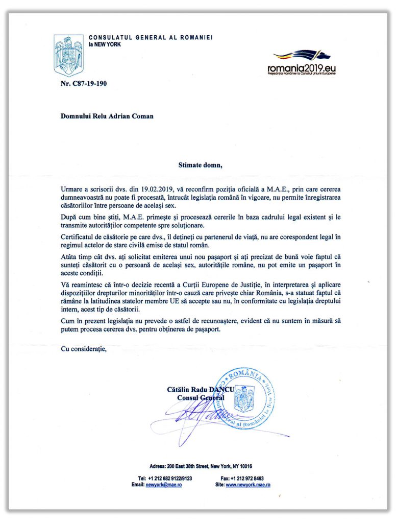 Statul român îi refuză lui Adrian Coman dreptul de a vota la prezidențiale, pentru că este căsătorit cu o persoană de același sex! Îndemnat să mintă, el a refuzat