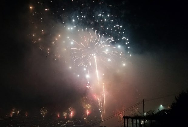 Ucraina interzice artificiile și petardele pentru a nu traumatiza victimele războiului