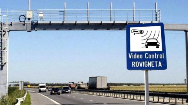 Amenzi mai mari pentru șoferii care nu achită rovinieta. Ce prevede proiectul de lege aprobat de Guvern