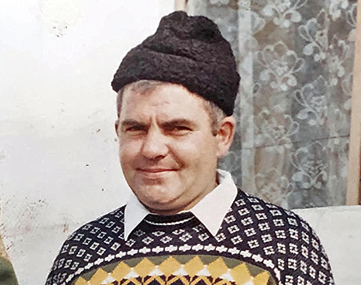Povestea răscolitoare a unuia dintre sclavii de la Berevoești: eliberat din lanțuri, a muncit cu ziua și a murit grav bolnav. I-a ajutat cu adevărat societatea?