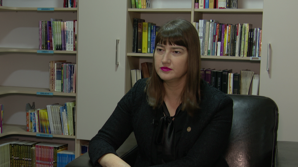 Teen Challenge - Lavinia Cosma, initiatoarea legii USR privind etnobotanicele
