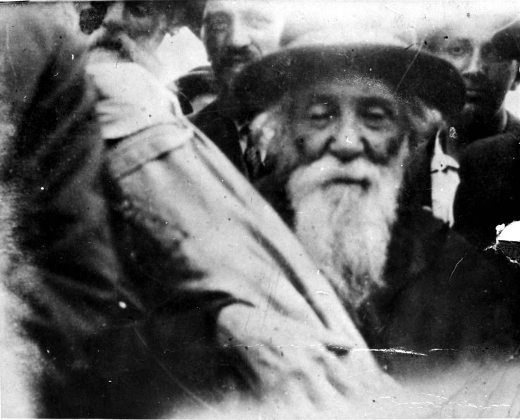 Supraviețuitor al Holocaustului, Leonard Zaicescu își povestește viața, spaimele și speranțele pentru cititorii Libertatea: „E posibil să rămâi om și în condiții imposibile!”