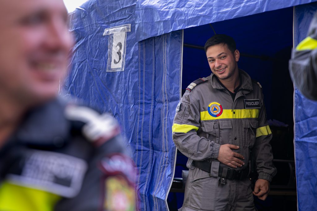 Alexandru Neagu, cel mai tânăr din echipa de salvatori trimisă în Albania