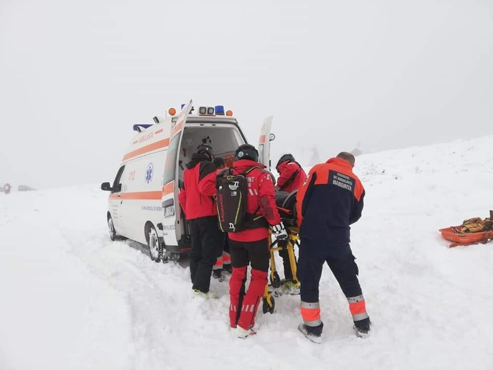 Salvamontiștii anunță 100 de accidente petrecute pe munte în doar 24 de ore. Care sunt recomandările
