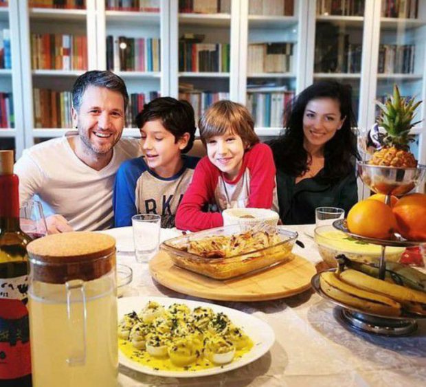 Imagine Stire Andi Moisescu muncește 21 de ore pe zi, în perioada de izolare. „Am trimis toată echipa acasă de la bun început” | 2review.ro