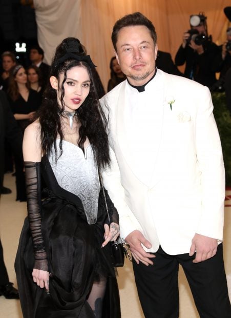 Cel mai bogat om din lume e singur. Elon Musk s-a despărțit de cântăreața Grimes