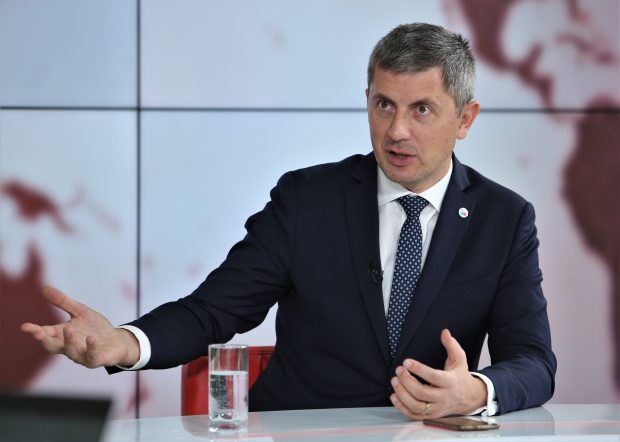 EU CONTEZ, EU VOTEZ | Dan Barna, liderul USR-PLUS: „Propunerea noastră de premier este Dacian Cioloș. Un om care a dovedit că România se poate guverna și decent”