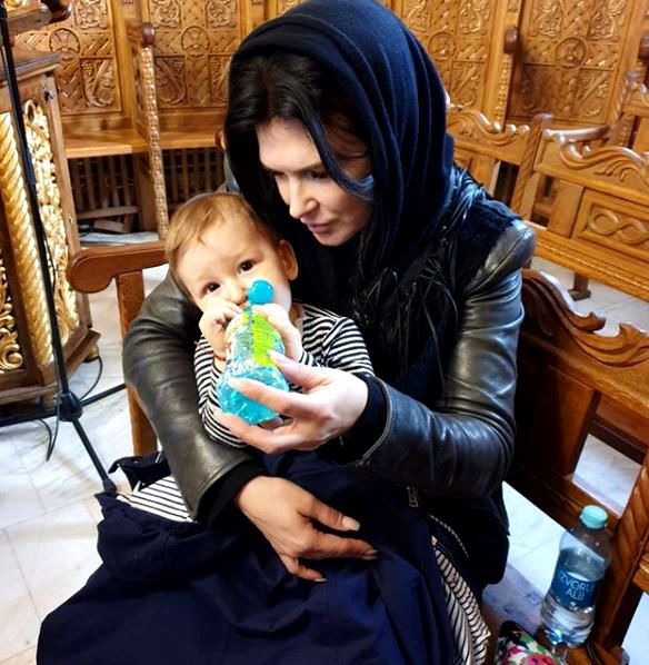 Monica Bârlădeanu, imagine emoționantă cu bebelușul în brațe. „Nimic mai frumos pe lume”