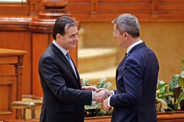 PNL, USR-PLUS și UDMR reiau negocierile pentru formarea Guvernului. Ce variante are Orban și ce nu acceptă sub nici o formă USR-PLUS