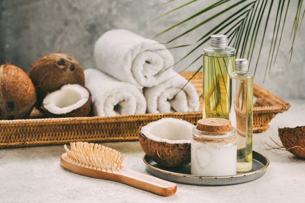 Ce salarii se câștigă în domeniul frumuseții. Cât câștigă o coafeză sau un cosmetician