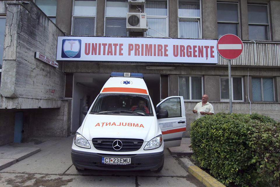 Tragedie trasă la indigo în Spitalul Județean Constanța. Un bătrân a murit de pneumonie după ce a așteptat ore în șir la Urgență, iar medicii i-au reproșat că ”a venit degeaba”